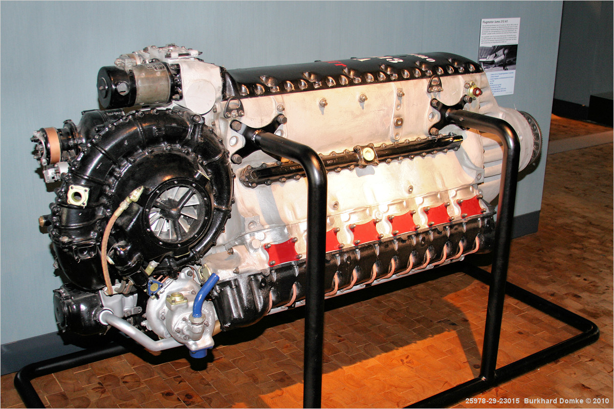 Junkers Jumo 213A-1 piston engine - Deutsches Technikmuseum Berlin