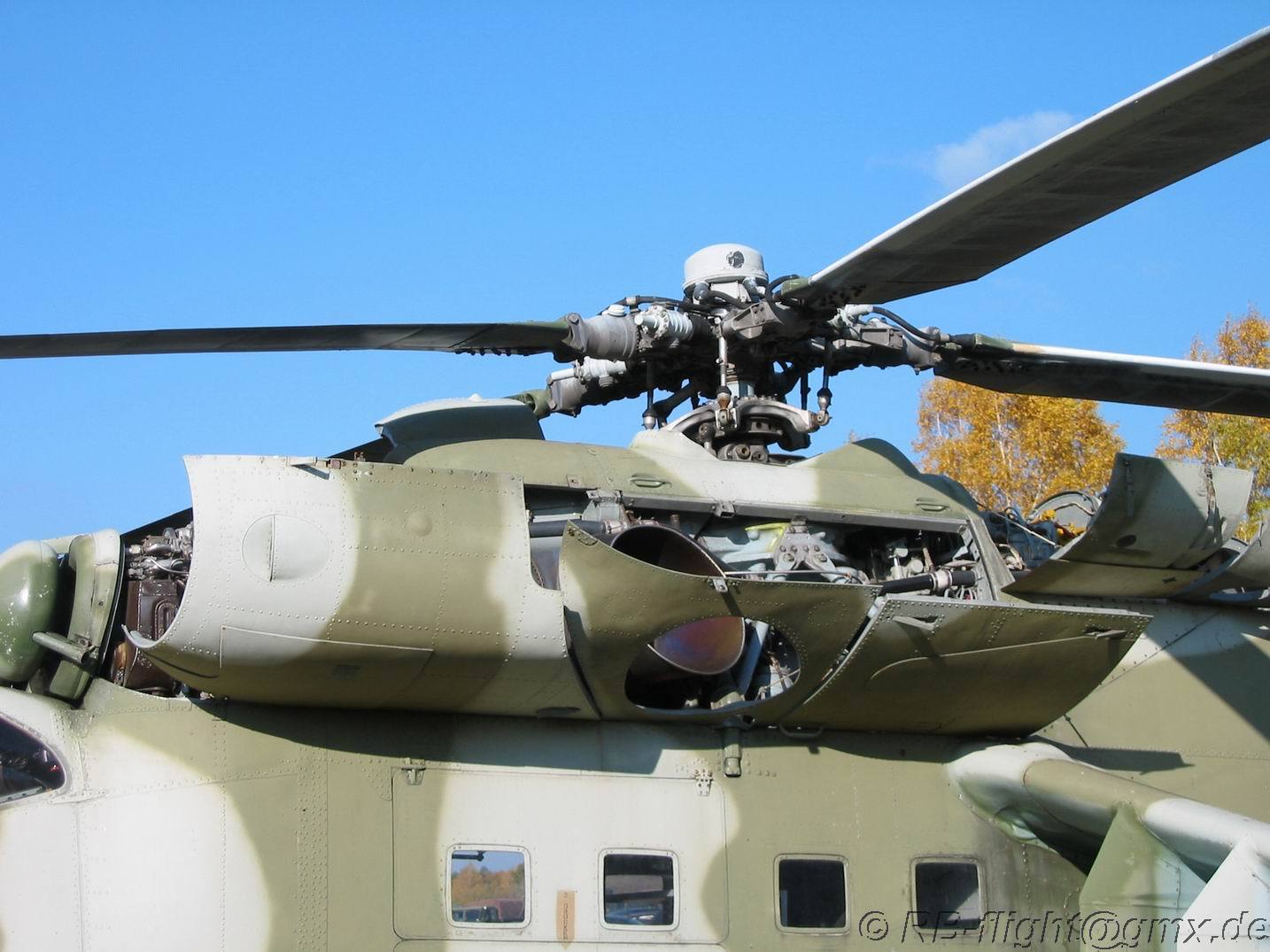 Mi-24D Hind-D Luftwaffe 98+32 (ex 96+39) c/n 340278