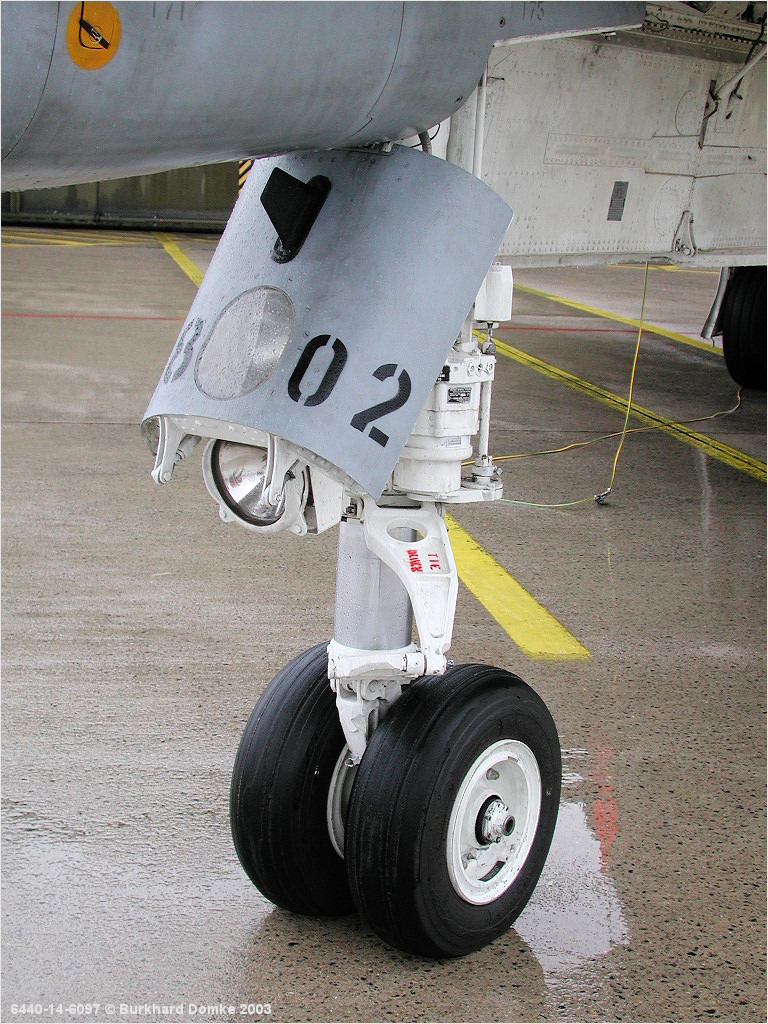 F-4F Phantom II (ICE) - s/n 38+02 (USAF 72-1212)  - c/n 4611 - Luftwaffe JG74
