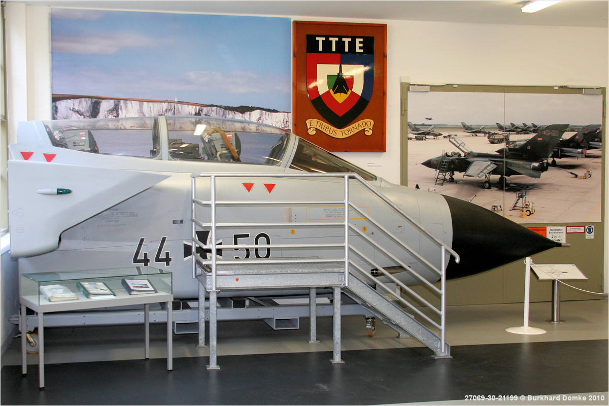 Panavia Tornado 44+50 (cockpit section) Luftwaffenmuseum