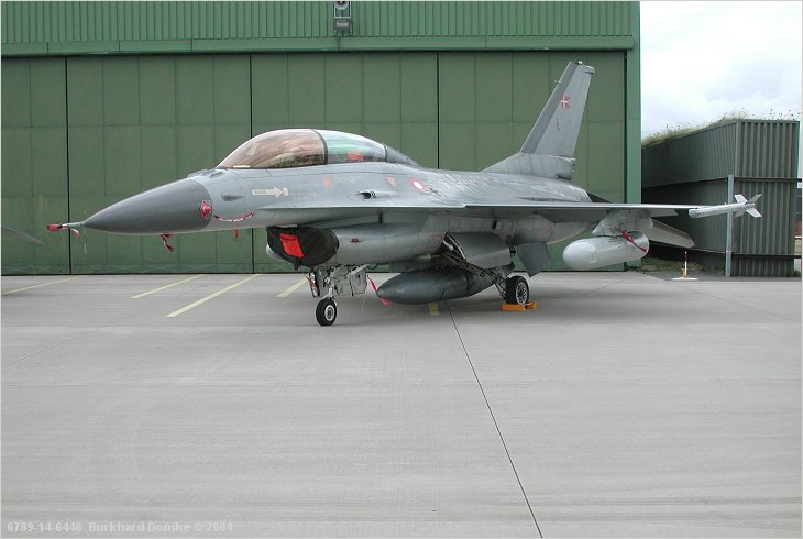 Eggebek Open House 2003 - F-16BM Block 20 MLU - RDAF 730 Esk